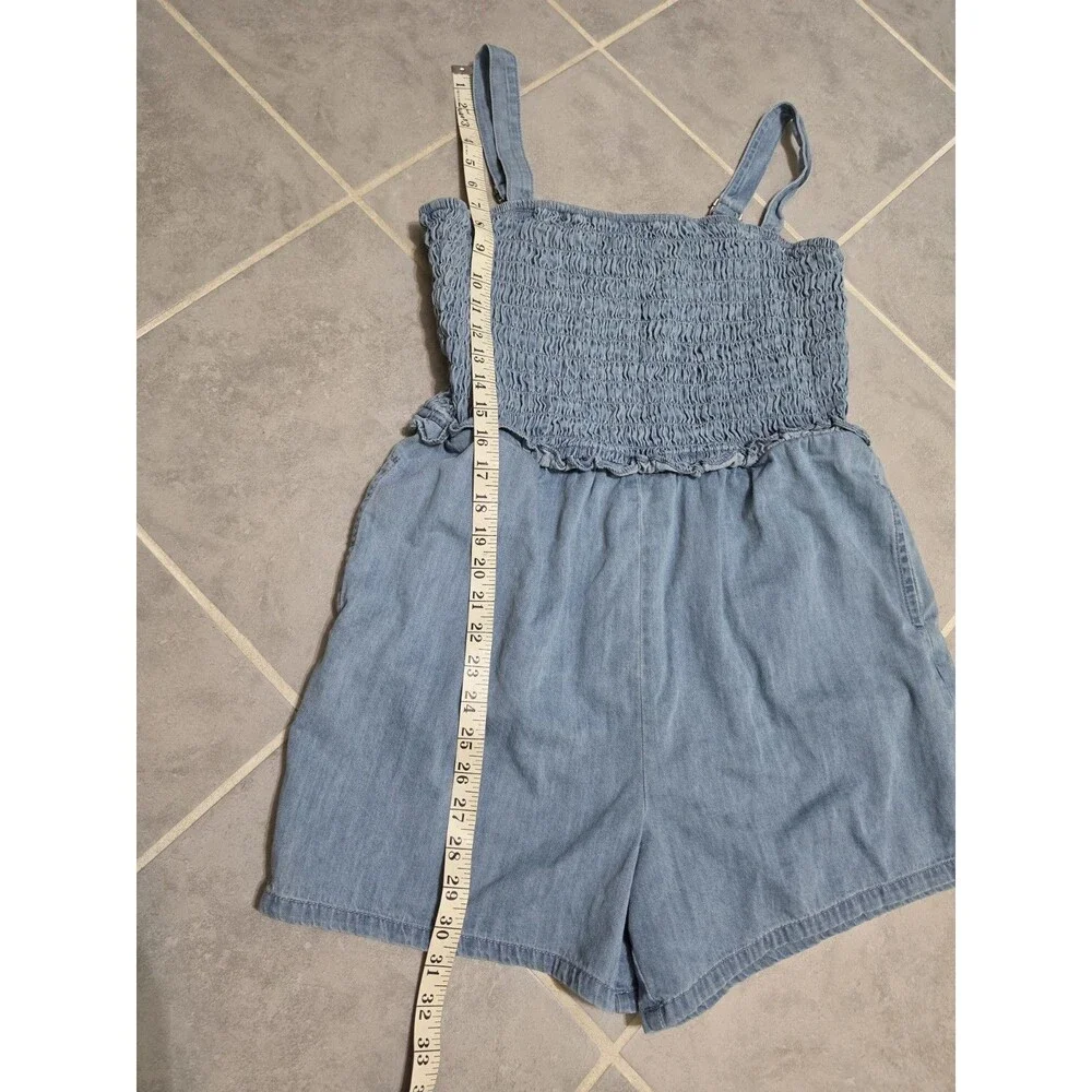 Gilli Women's Light Wash Denim Romper Size L